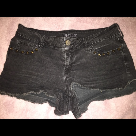 black short denim